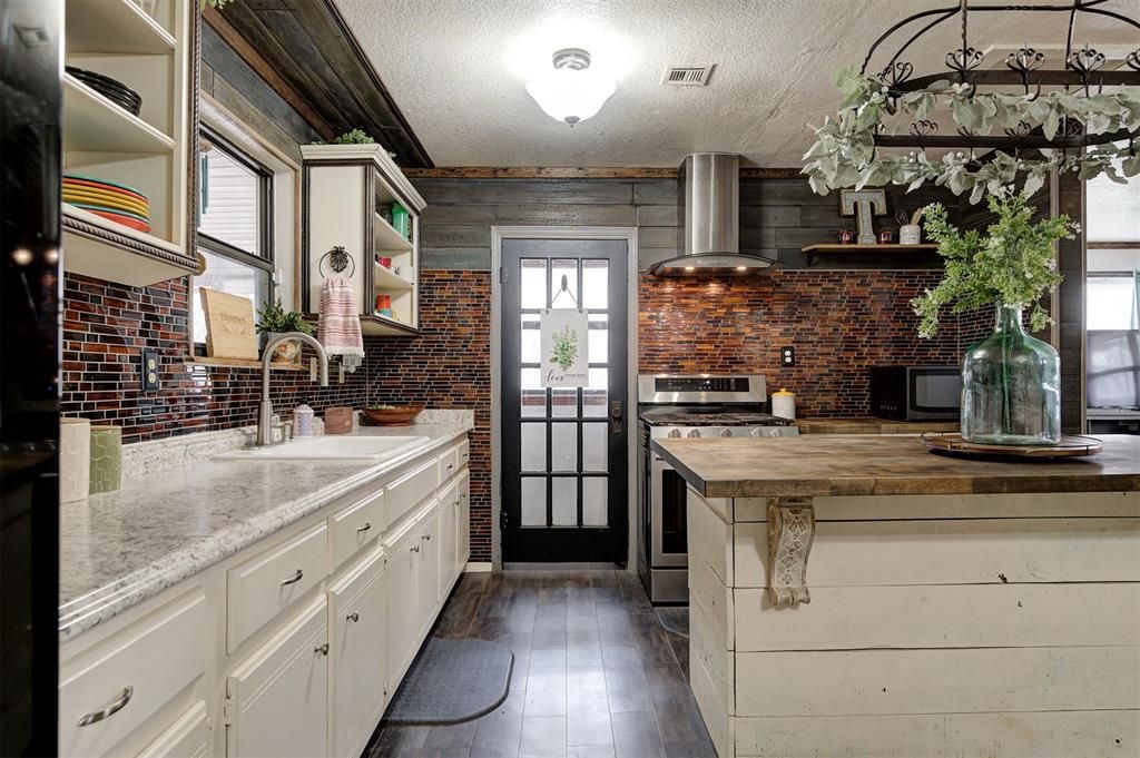 115 W Green Street, Meeker, OK 74855