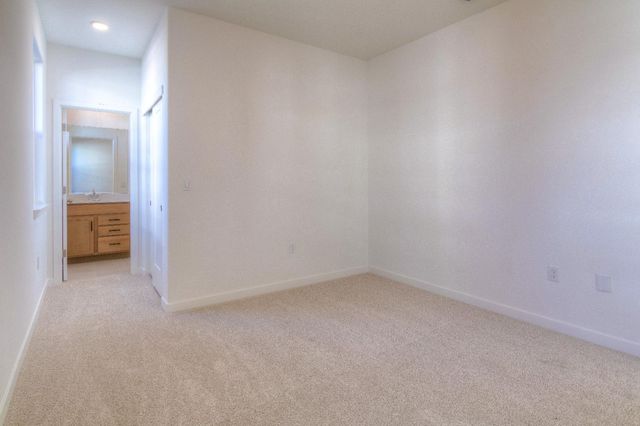 600 E St, West Sacramento, CA 95605