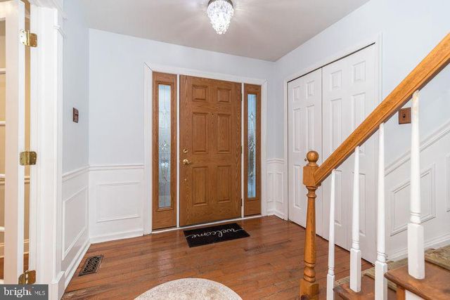 1363 LEXINGTON DR, Yardley, PA 19067