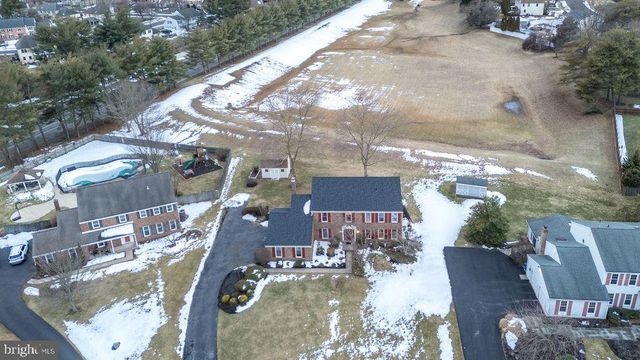 1363 LEXINGTON DR, Yardley, PA 19067