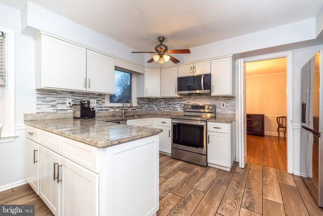 1363 LEXINGTON DR, Yardley, PA 19067