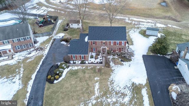 1363 LEXINGTON DR, Yardley, PA 19067