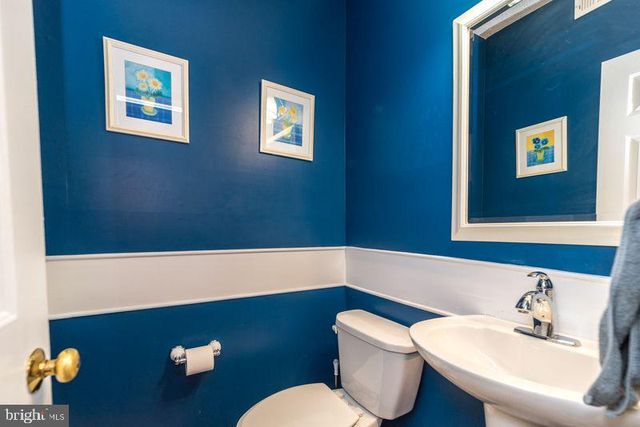 1363 LEXINGTON DR, Yardley, PA 19067