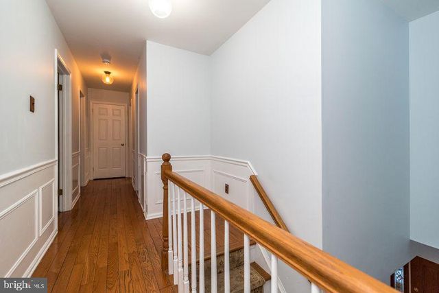 1363 LEXINGTON DR, Yardley, PA 19067