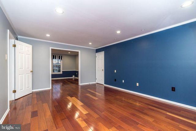 1363 LEXINGTON DR, Yardley, PA 19067