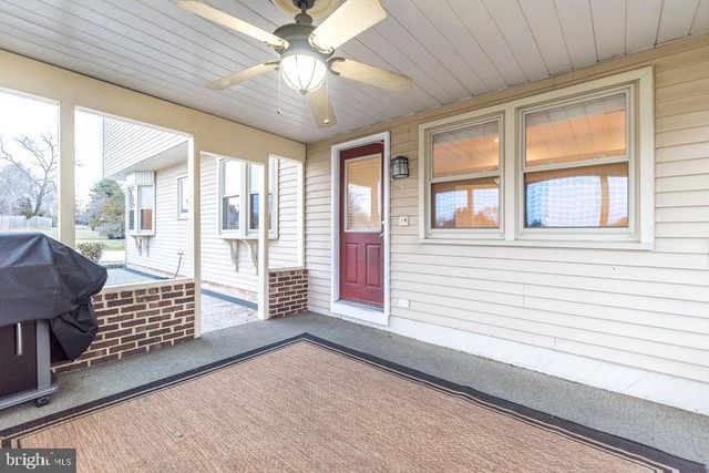 1363 LEXINGTON DR, Yardley, PA 19067