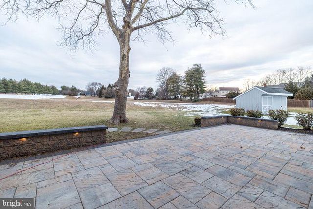 1363 LEXINGTON DR, Yardley, PA 19067