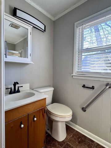 211 Church St, Loretto, TN 38469