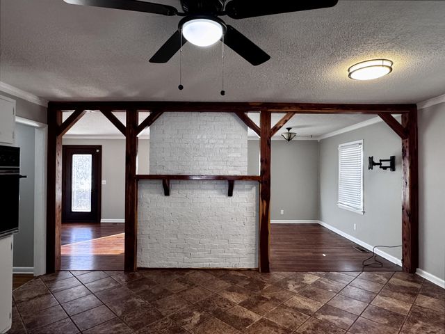 211 Church St, Loretto, TN 38469