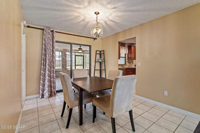 542 S Annapolis Drive, Deltona, FL 32725