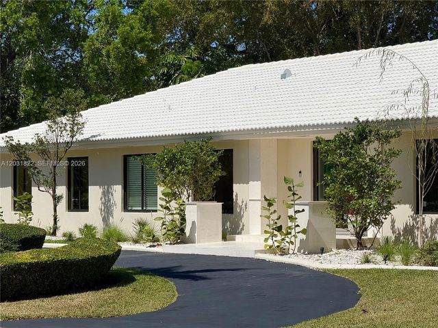 8845 SW 176th Terrace, Palmetto Bay, FL 33157