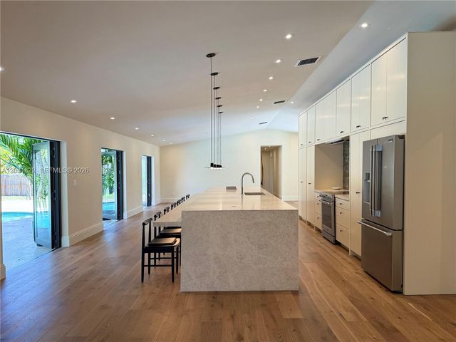 8845 SW 176th Terrace, Palmetto Bay, FL 33157