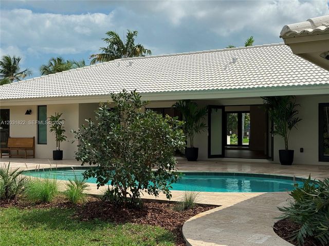8845 SW 176th Terrace, Palmetto Bay, FL 33157