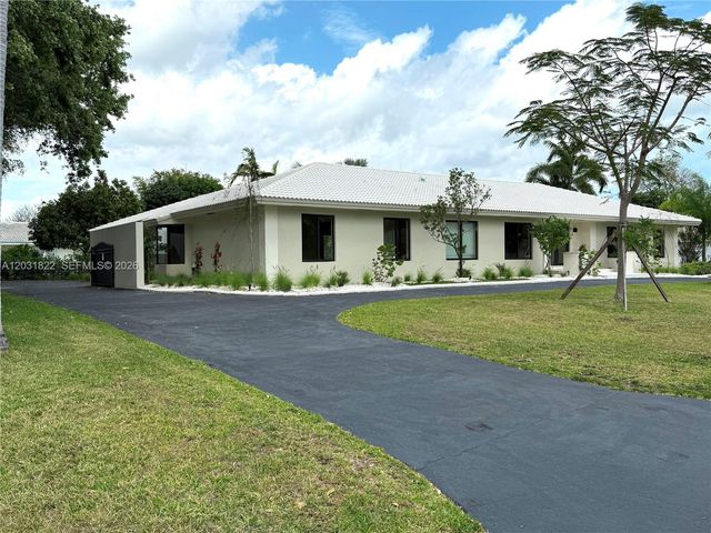 8845 SW 176th Terrace, Palmetto Bay, FL 33157
