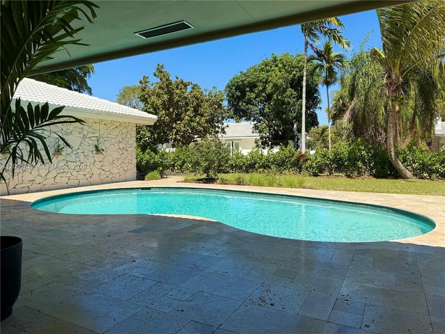 8845 SW 176th Terrace, Palmetto Bay, FL 33157