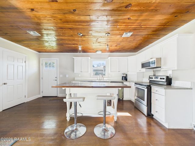 815 Avenue A, Scott, LA 70583