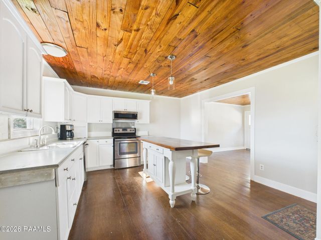 815 Avenue A, Scott, LA 70583