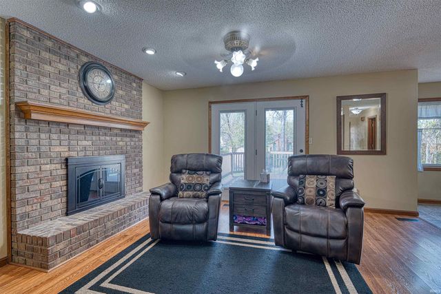 214 Brookview Drive, Evansville, IN 47711