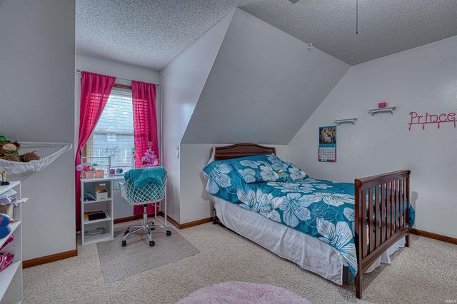 214 Brookview Drive, Evansville, IN 47711