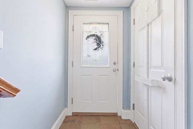 218 South 9, Waltham, MA 02453