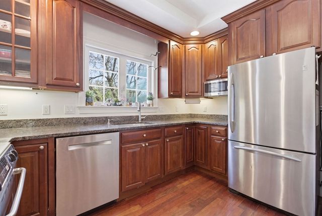 218 South 9, Waltham, MA 02453