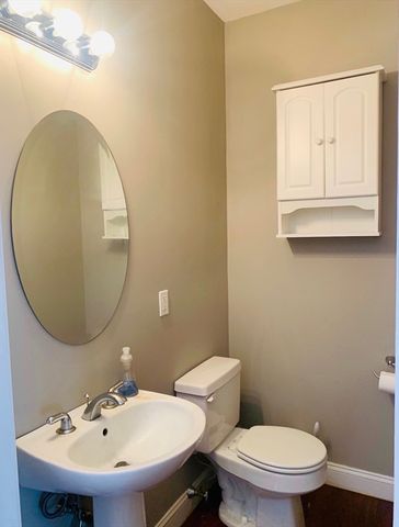 218 South 9, Waltham, MA 02453