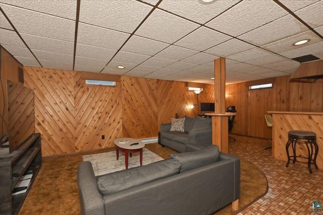 3003 Hughitt Ave, Superior, WI 54880