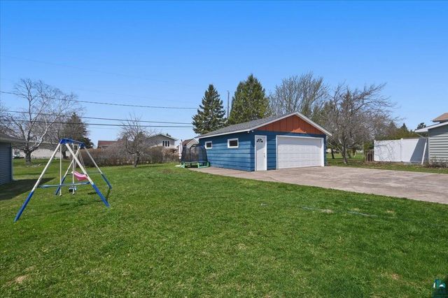 3003 Hughitt Ave, Superior, WI 54880