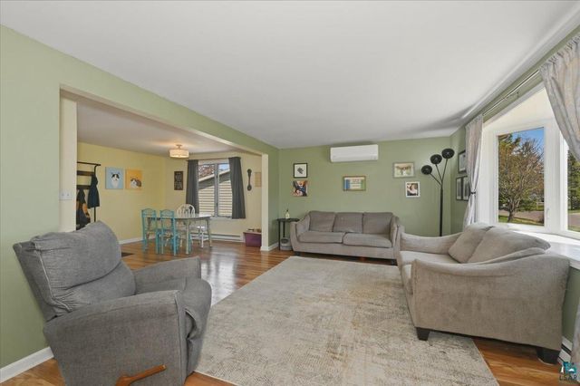 3003 Hughitt Ave, Superior, WI 54880