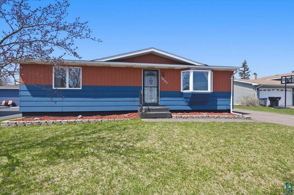 3003 Hughitt Ave, Superior, WI 54880