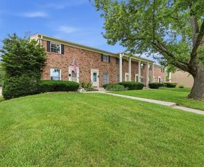 123 Beacon Run W, 21F, Columbus, OH 43228