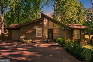 214 SAND TRAP LN, Locust Grove, VA 22508