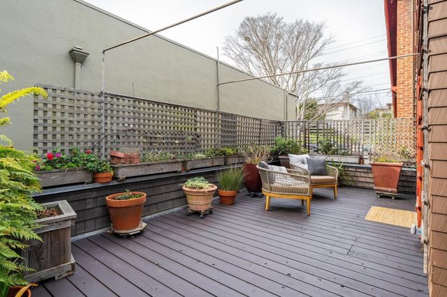 1960 El Dorado Ave, Berkeley, CA 94707