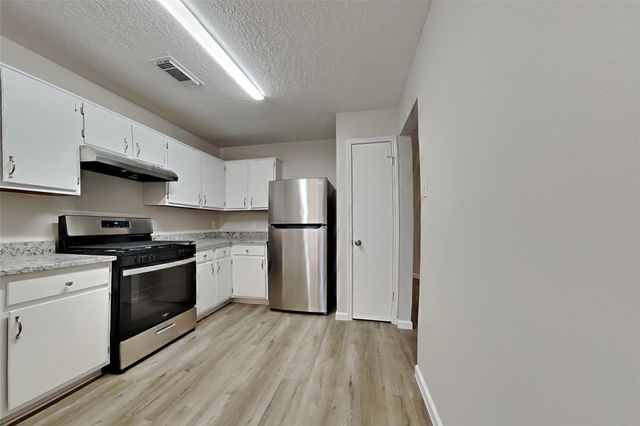 30806 Melita Drive, Spring, TX 77386