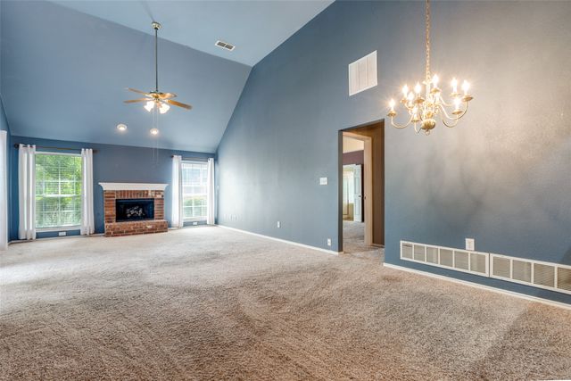 303 Eagle Point, Mckinney, TX 75072
