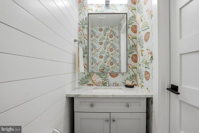 750 13TH ST SE, Washington, DC 20003