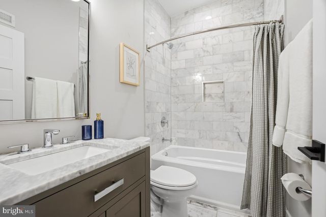 750 13TH ST SE, Washington, DC 20003