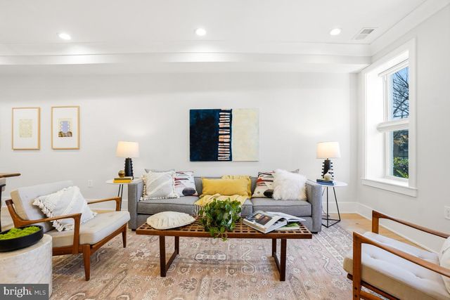 750 13TH ST SE, Washington, DC 20003