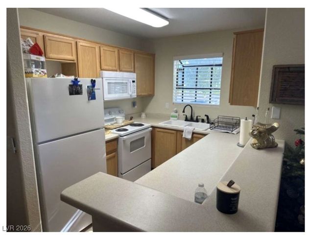 2984 Juniper Hills Boulevard 102, Las Vegas, NV 89142