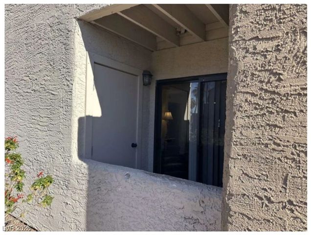 2984 Juniper Hills Boulevard 102, Las Vegas, NV 89142