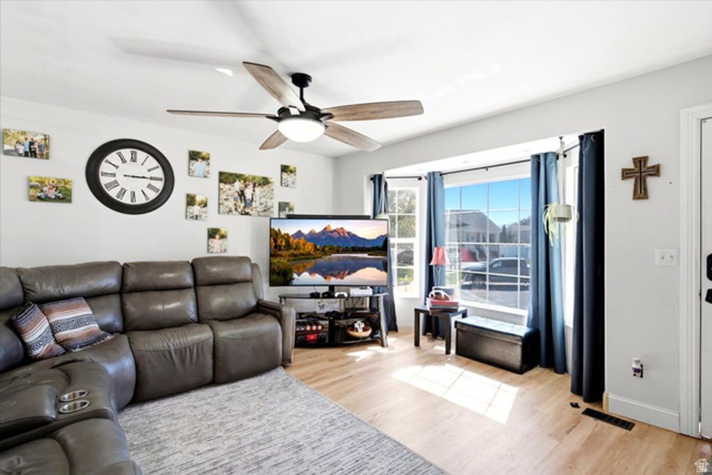 1053 S KILLARNEY DR, Syracuse, UT 84075 — photo 4