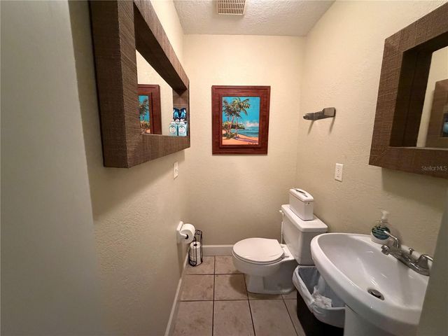 1302 W BUSCH BOULEVARD, Tampa, FL 33612