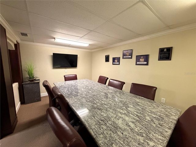 1302 W BUSCH BOULEVARD, Tampa, FL 33612