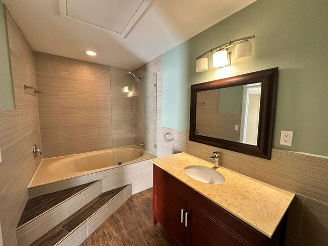 637 Executive Center Drive N203, West Palm Beach, FL 33401