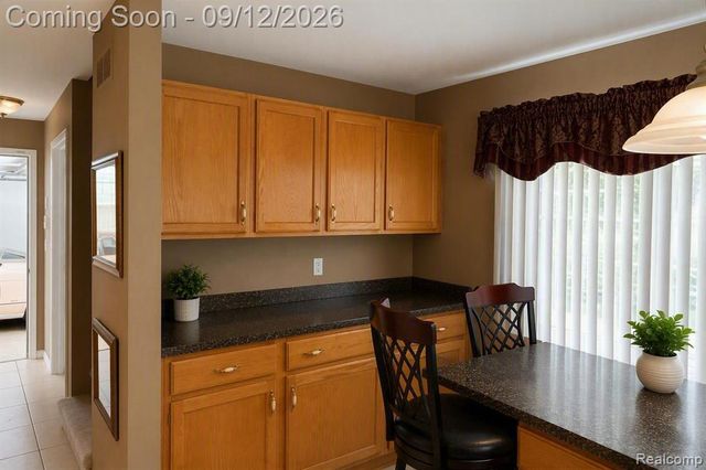 22119 Oakwood Drive, Brownstown, MI 48193