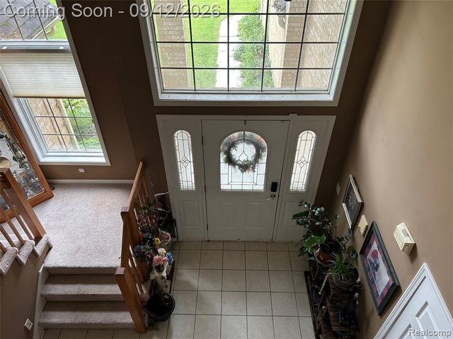 22119 Oakwood Drive, Brownstown, MI 48193