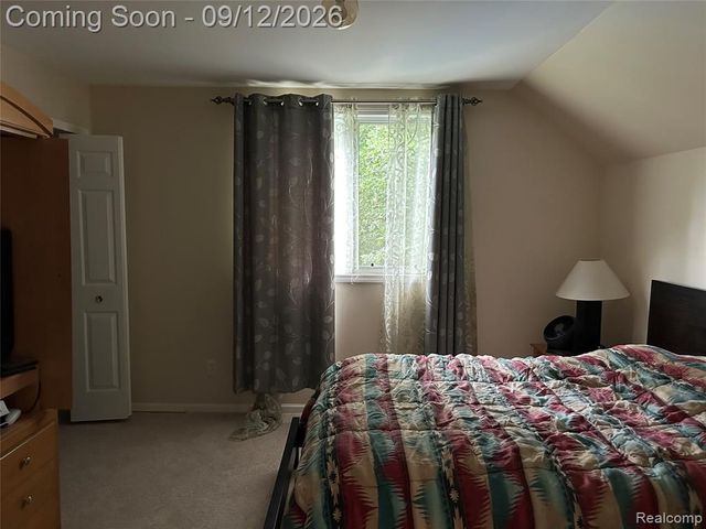 22119 Oakwood Drive, Brownstown, MI 48193