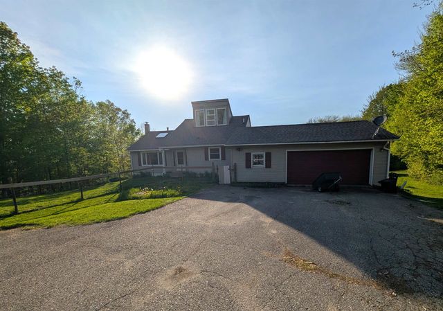 153 Trombley Hill Road, Hyde Park, VT 05655