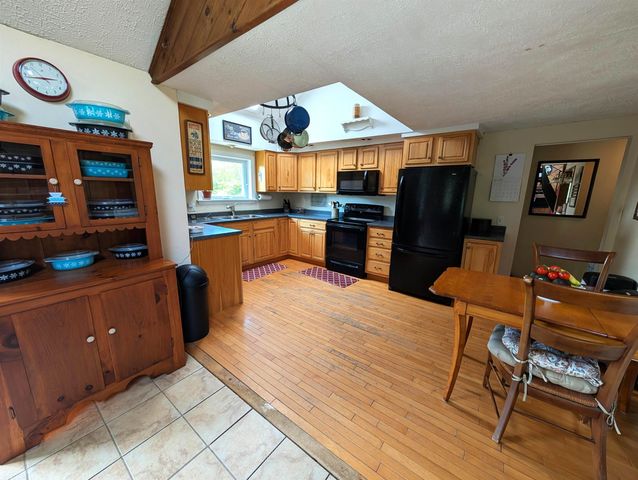 153 Trombley Hill Road, Hyde Park, VT 05655