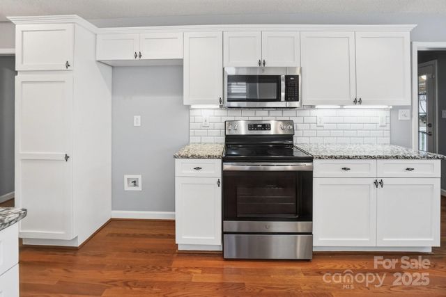 107 Bevington Way, Mooresville, NC 28117